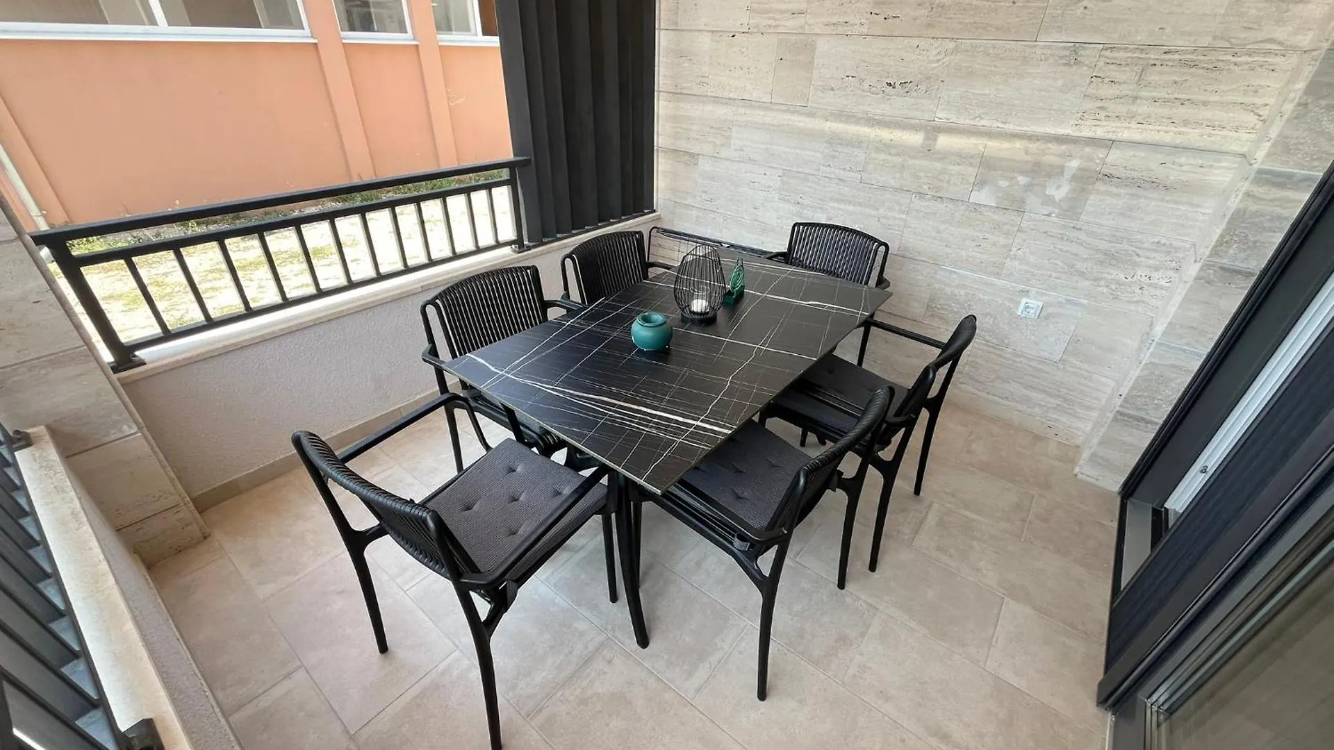 Apartment Apartmani Sara Sukosan